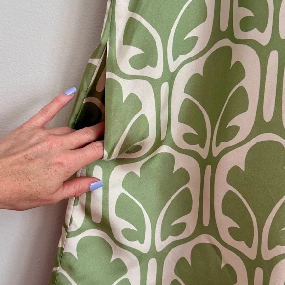 LA DoubleJ Green Sheath Mini Dress Short Sleeve Crew Neck - Picture 9 of 16